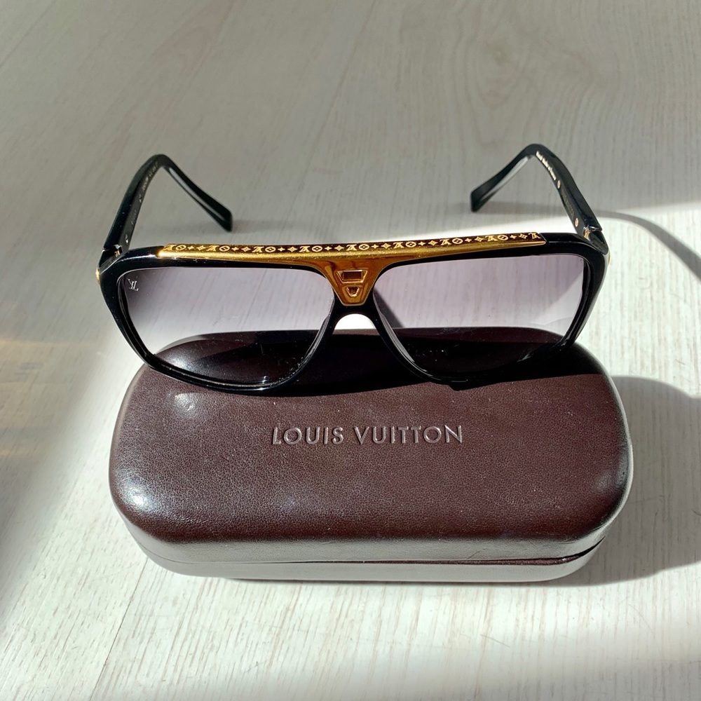 Evidence Louis Vuitton Sunglasses